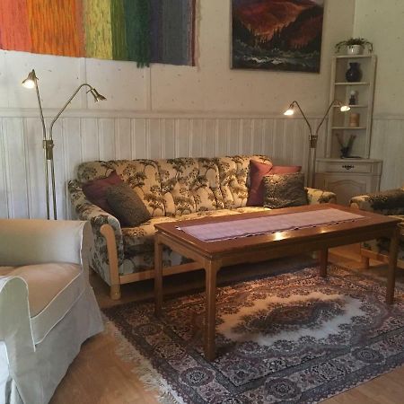 Ellis Garden Guest House Vemhan Luaran gambar